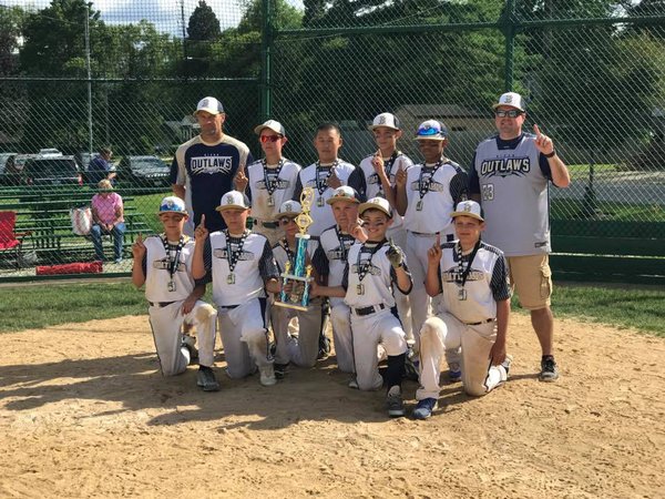 River Cats Bash Tournament Champs