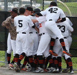 Brother Rice won their District by beating Bloomfield Hills 3-2.