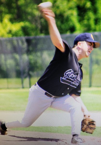 Wild Delivers a Pitch for Glanbrook