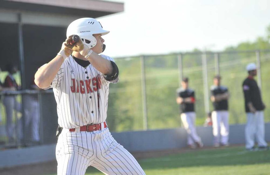 Quinton Borders readies for a pitch