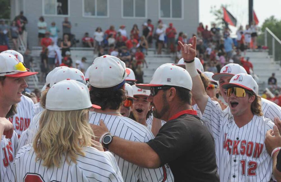 Josh Roach compliments Jack Wyatt 