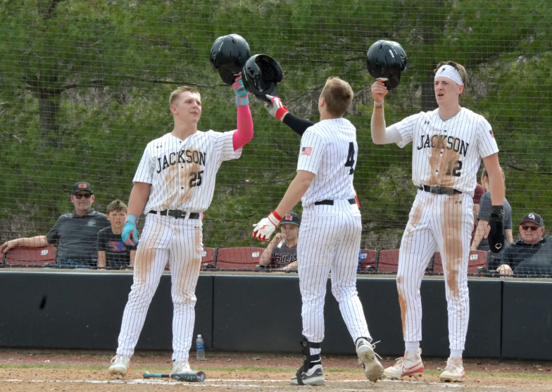 Photo Credit: Kaiden Karper - (Semoball.com)