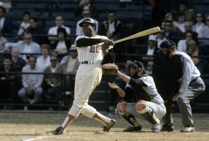 Frank Robinson (MVP) hit .750, 2 HR and 4 RBI