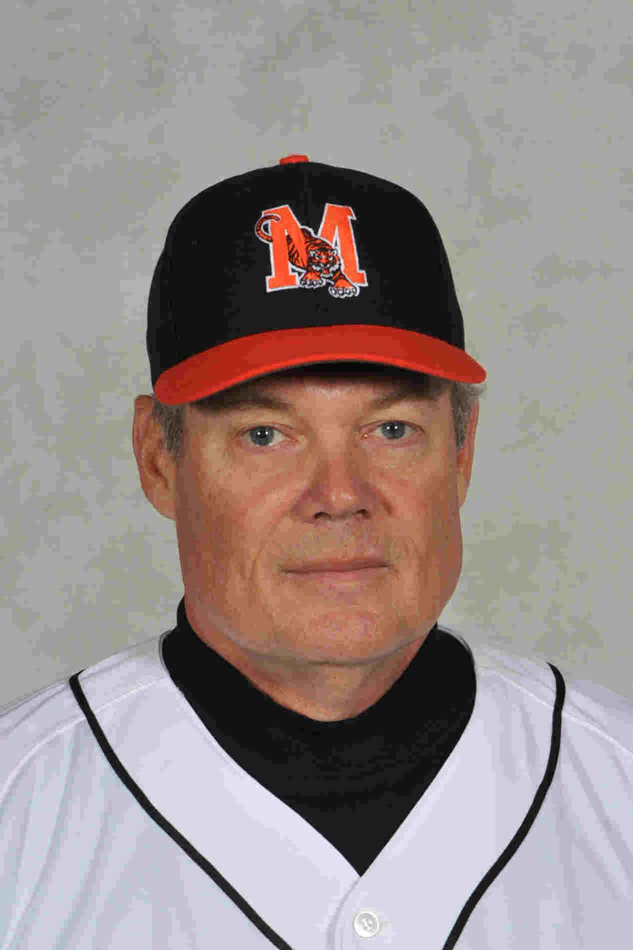 Massillon's Joe Gilhousen picks up 600th win in split with Hudson