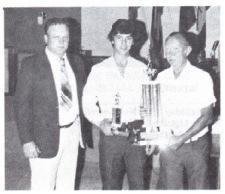 (Photo) Presentation of Best Pitcher trophy to Jim Halliday