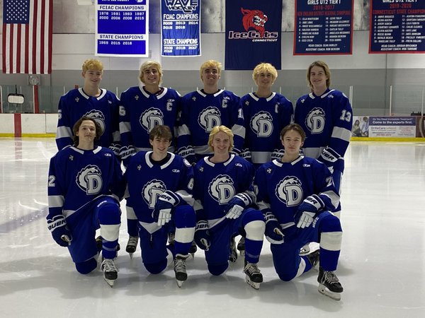 Darien High School Boys Hockey Home Page