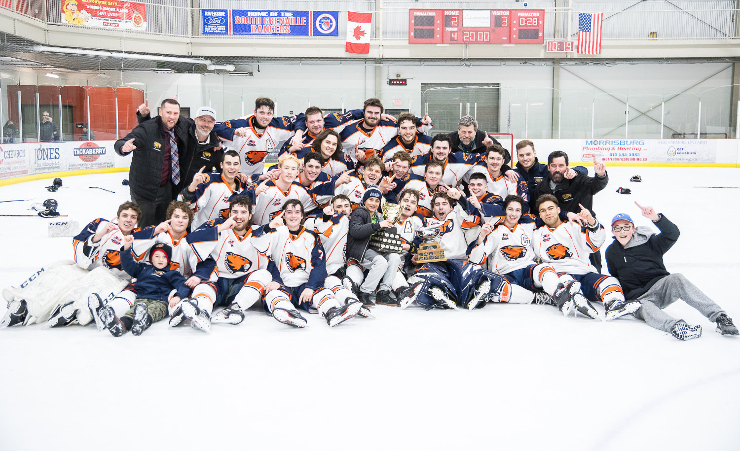 Les Castors de Clarence Junior Hockey Club / Le club de hockey junior