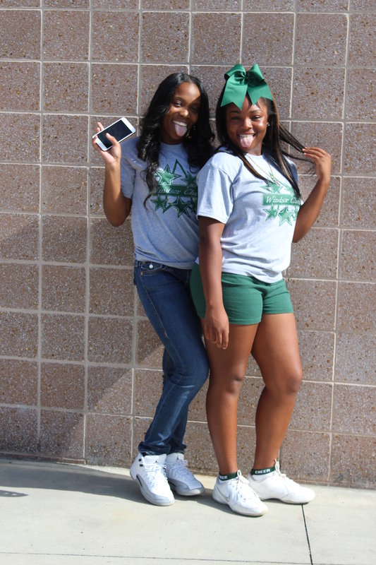Windsor Forest High School Cheerleaders Home Page