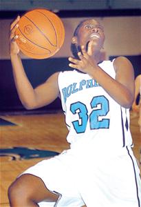 Danielle Blunt scored a combined 31 points in her first two college basketball games last week. Both were BCC wins.
