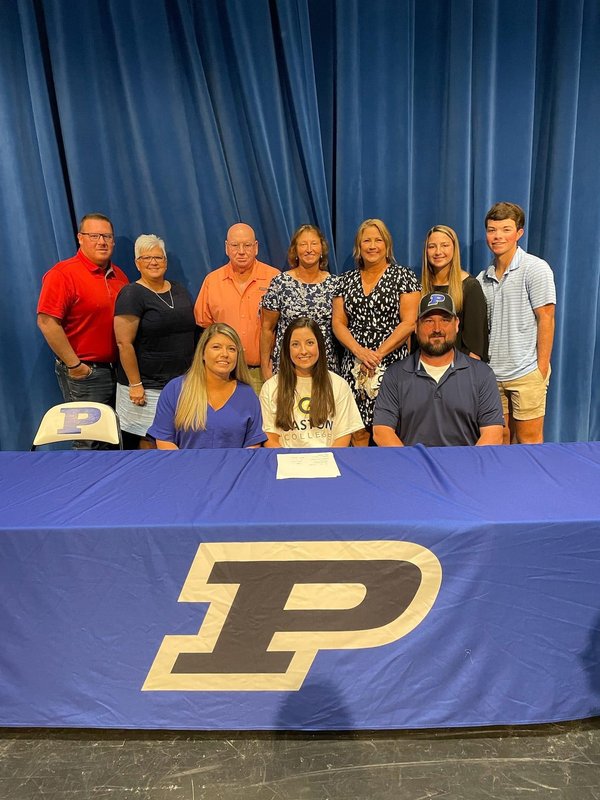 Amiya Tomlinson Signs!!!