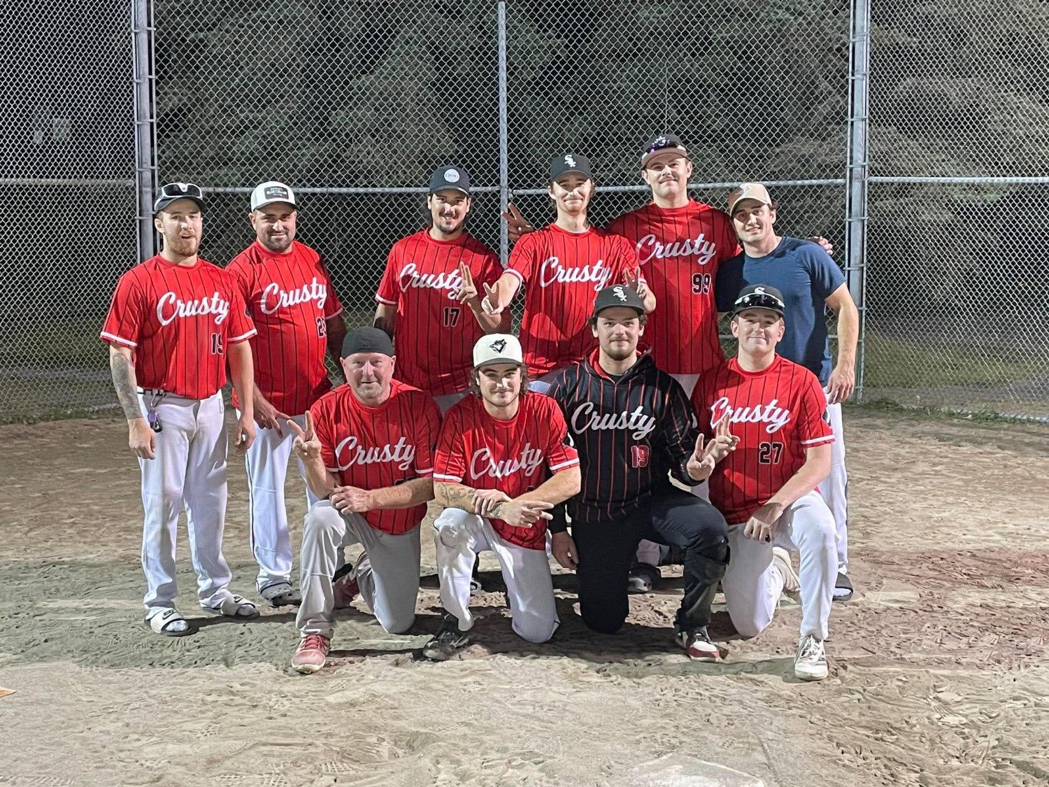 B Division Finalists - Crusty White Sox